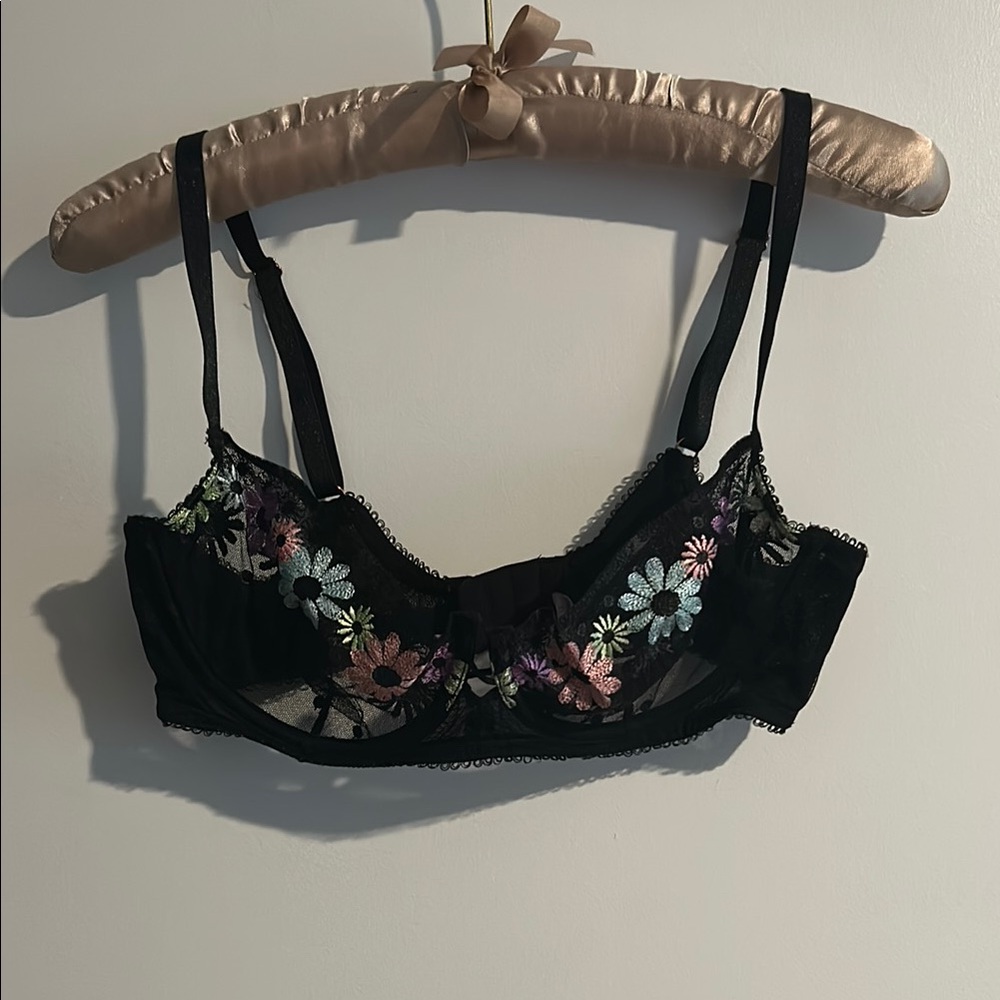 Floral Embroidered Black Bra